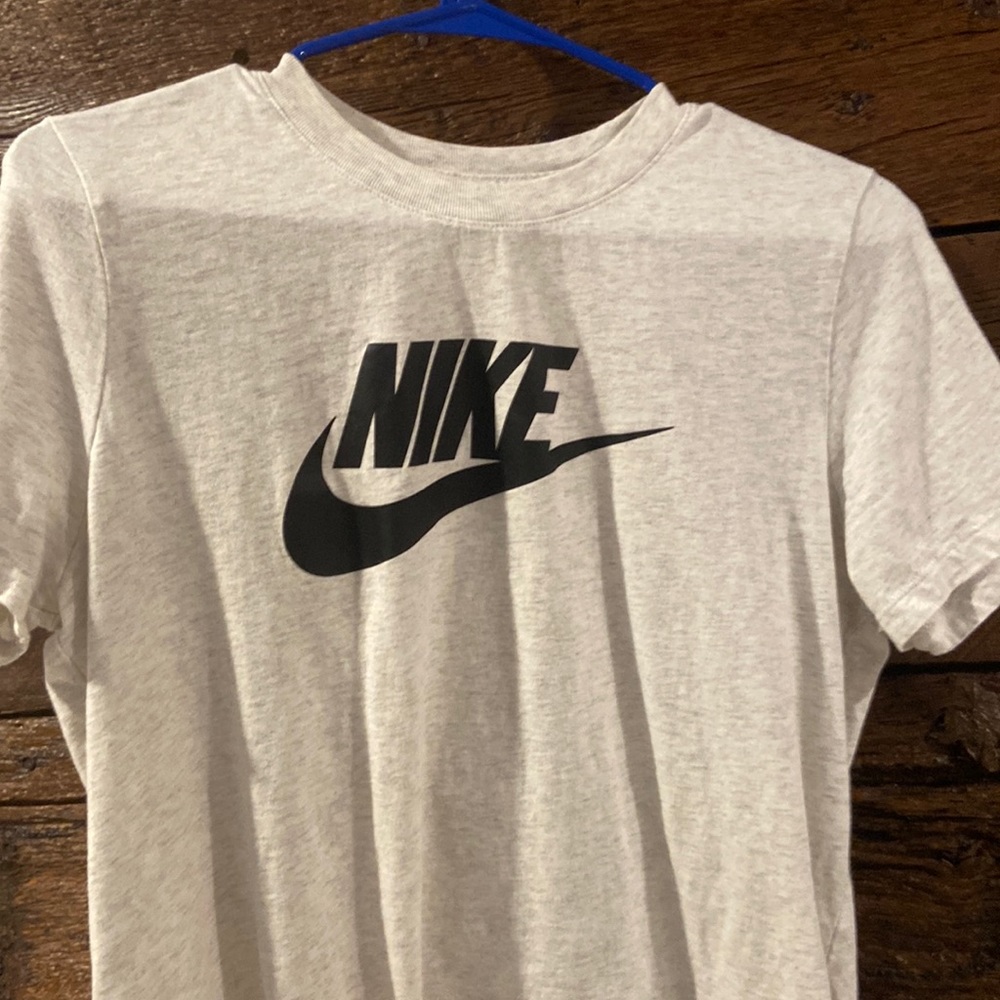 Grey womens nike t-shift